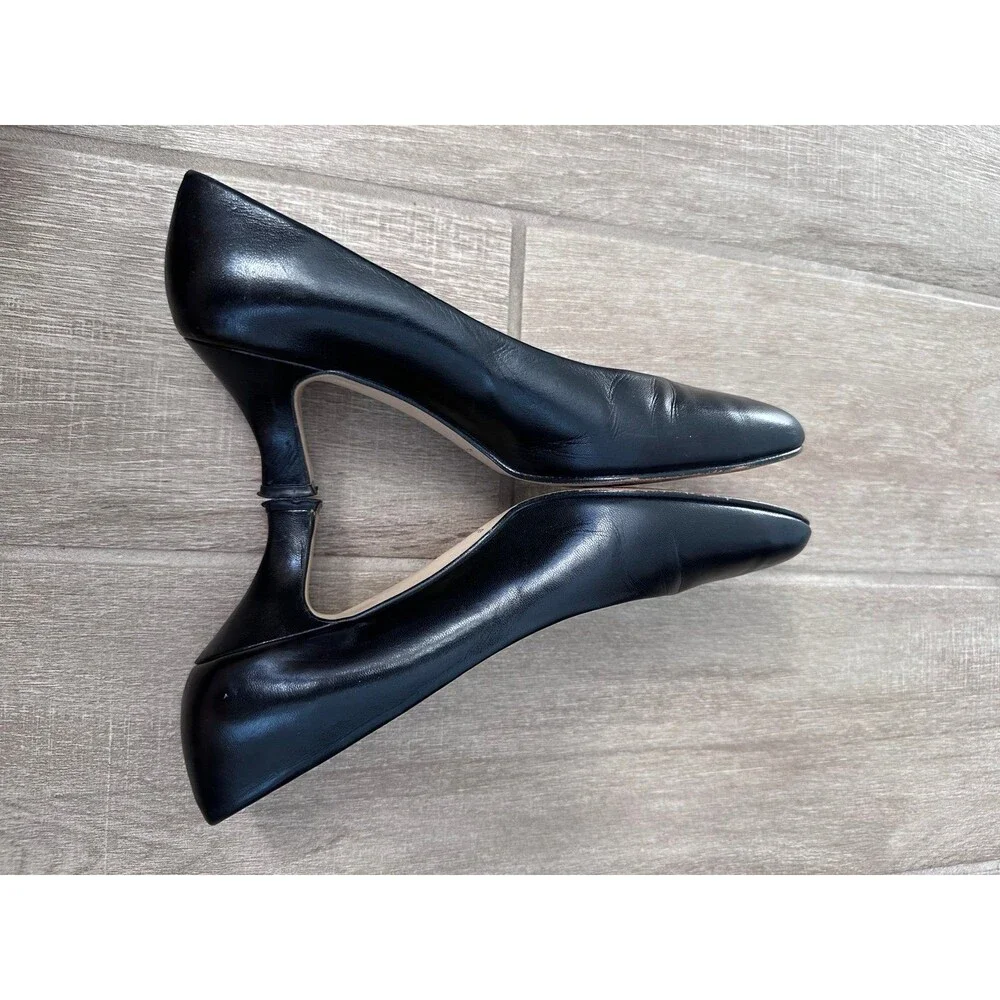 Etienne Aigner Priscila Pumps Women 6M Black Leather Heels Made in Spain Vintag